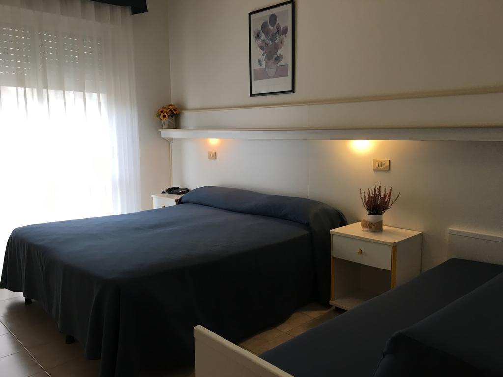 Hotel Zodiaco Лидо ди Йезоло Екстериор снимка