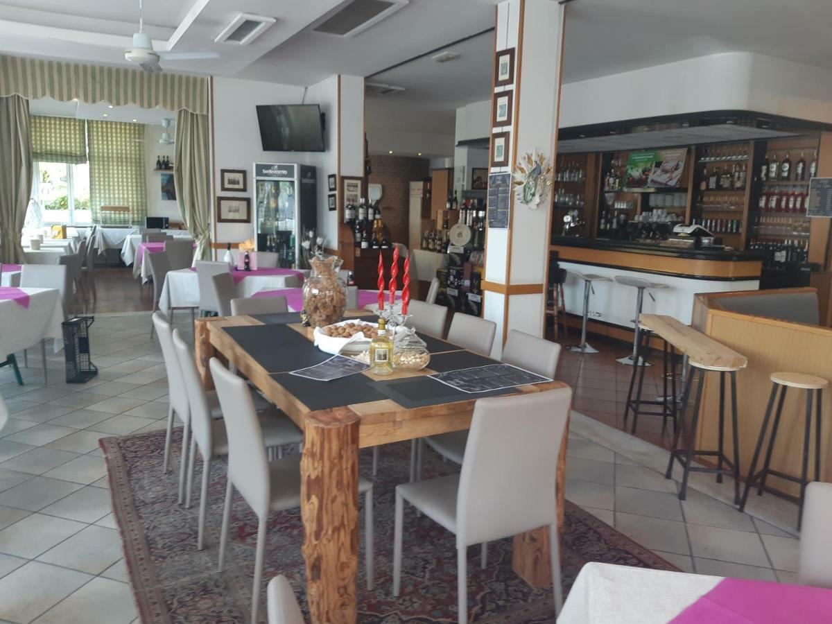 Hotel Zodiaco Лидо ди Йезоло Екстериор снимка